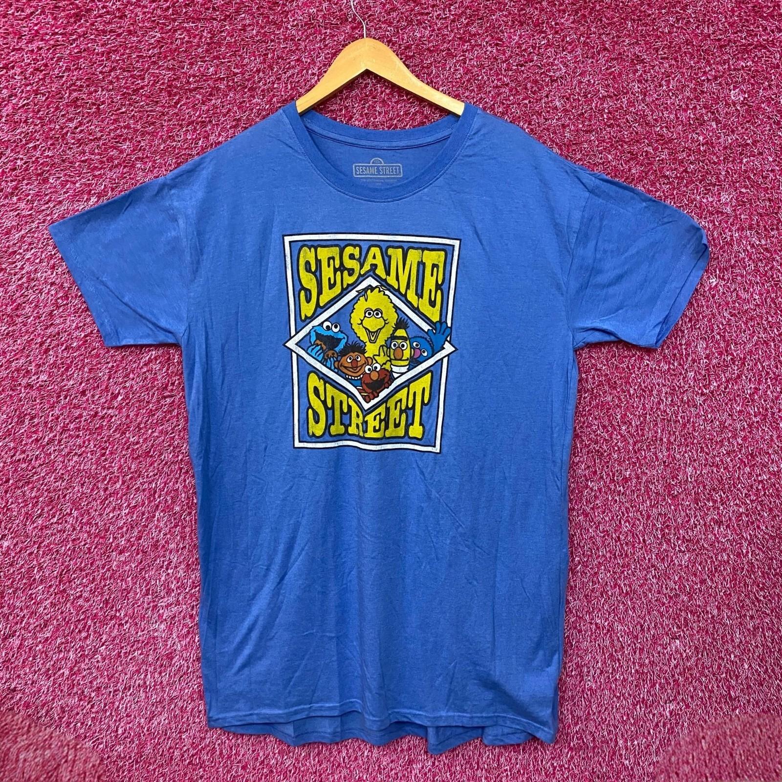 

Sesame Street animated blue Tshirt size Extra Large L
