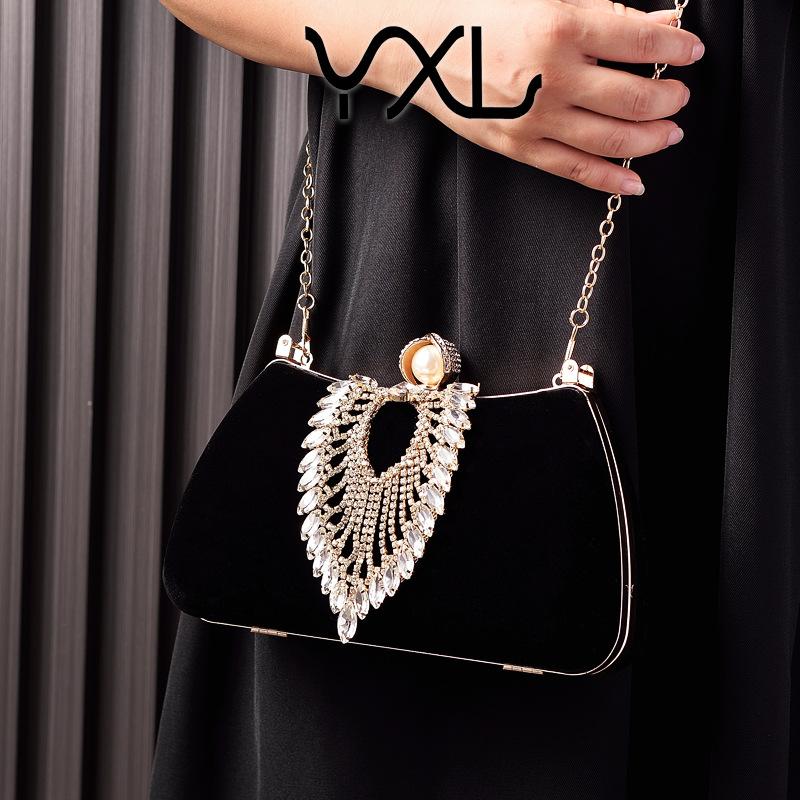 

Luxury Design Female Evening Bag Retro Formal Occasion Diamond Velvet Handbag Wedding Party Mother s Purple Red Clutch Bags чёрный