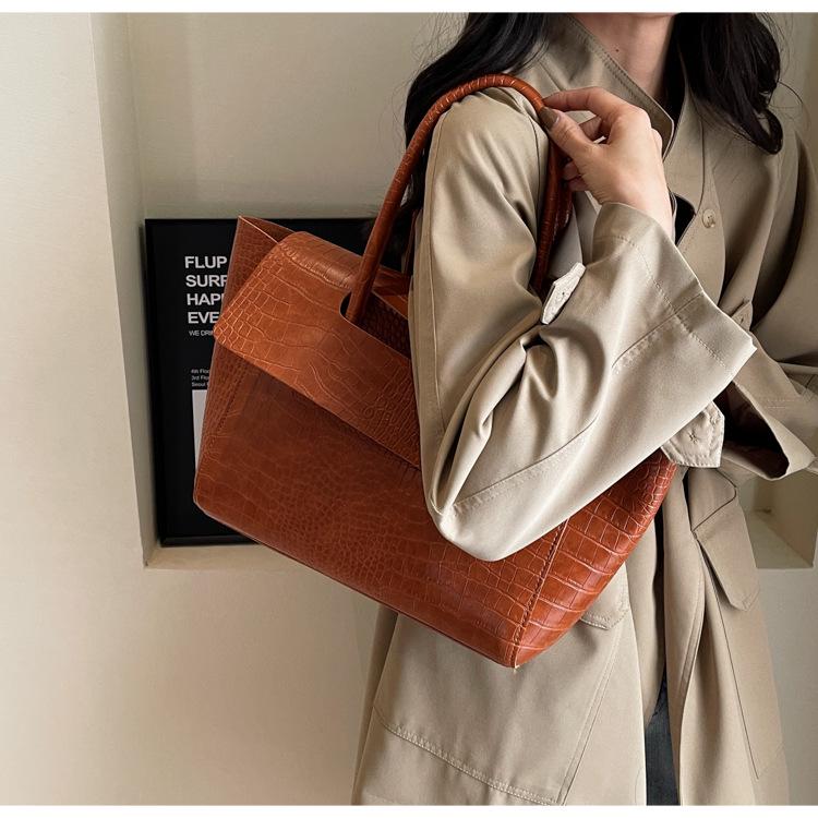 2025 Large Capacity Women's Stone Texture Retro Tote - Trendy Korean Style Handbag