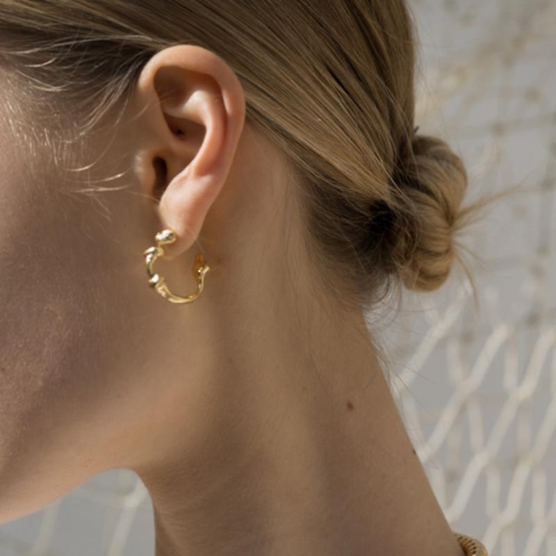 1064STUDIO The Body 05E