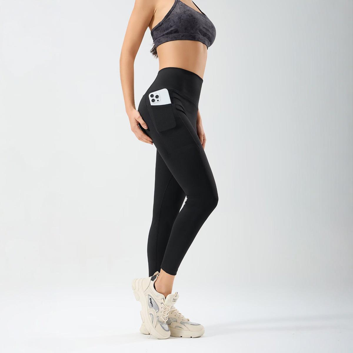 

High Waist Yoga Pants for Women with Hip Lift & Side Pockets - European & American Style XL білий