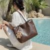 Large-capacity Bag - Stylish and Sophisticated Single-shoulder Backpack for Daily Commuting Tote Bag