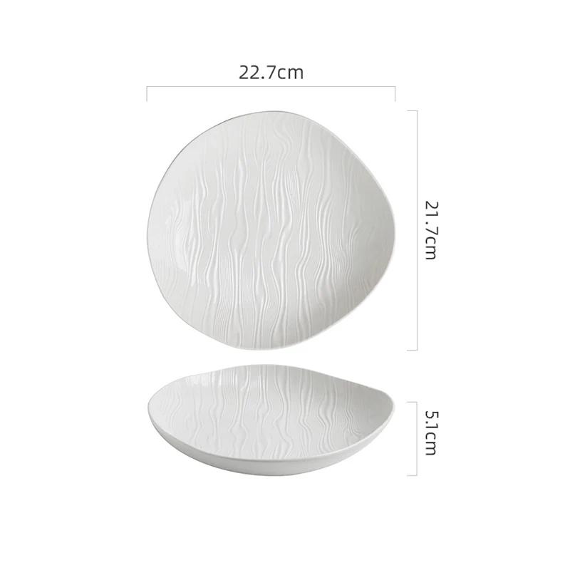 Reinweiße gewellte Keramik Salatschale Restaurant Unregelmäßiger tiefer Teller Dicke Suppenschale Servierteller Kreatives Geschirr