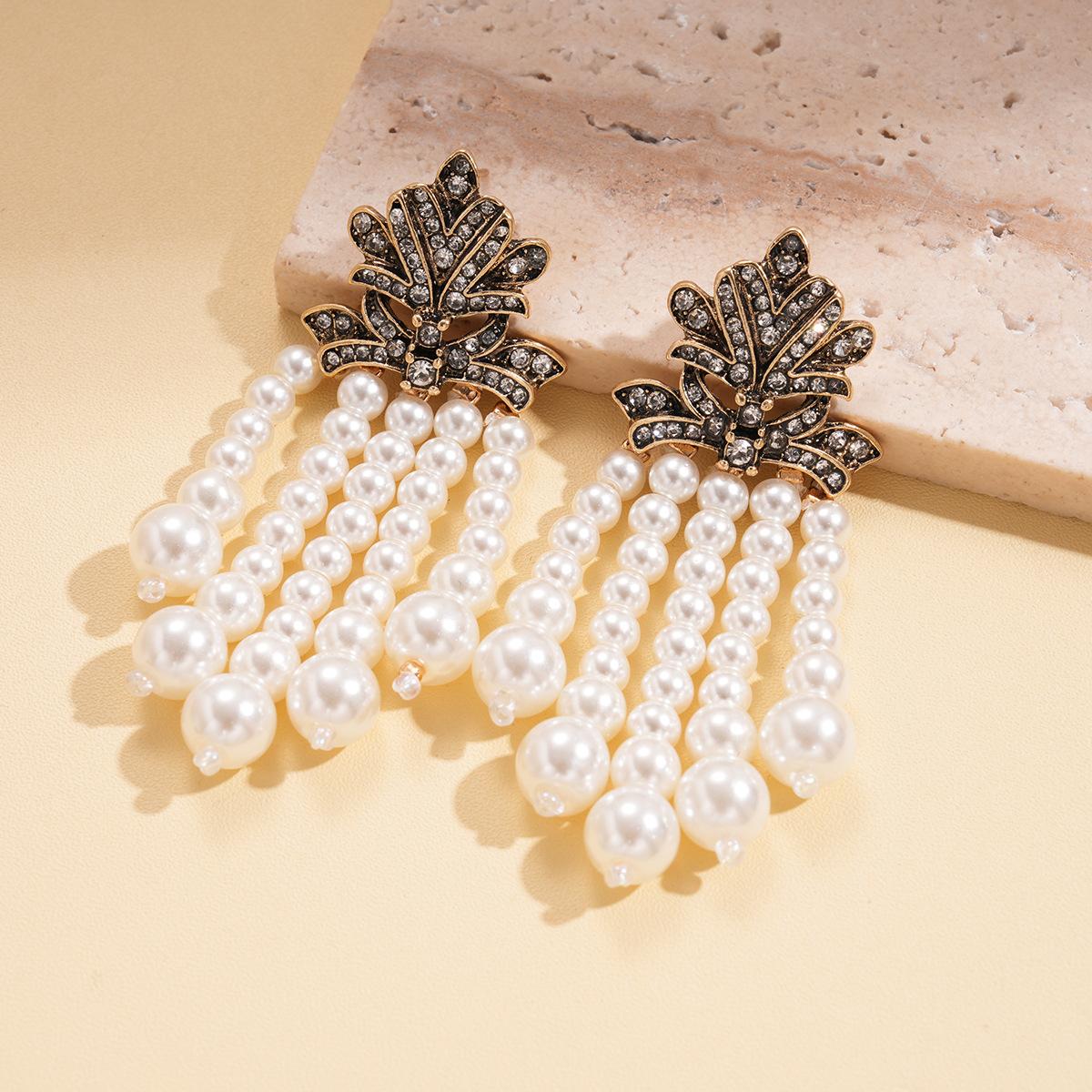 Серьги с имитацией жемчуга и бриллиантов, бахрома, серебряная игла, французские ретро пусеты