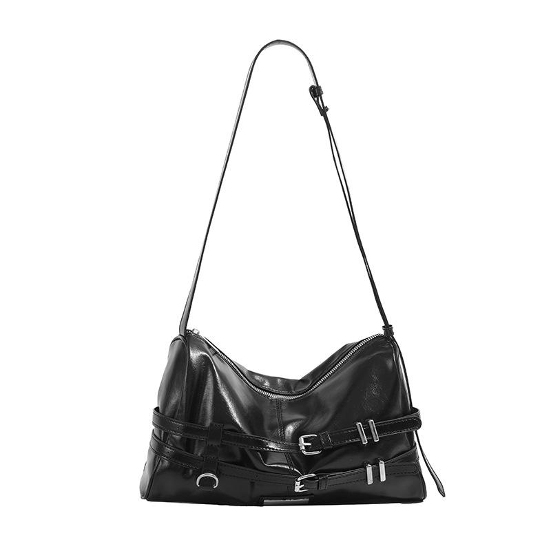 Autumn and Winter Sweet and Cool Locomotive Bag Niche Design Tote Bag Fashion Versatile Commuter Shoulder Messenger Bag