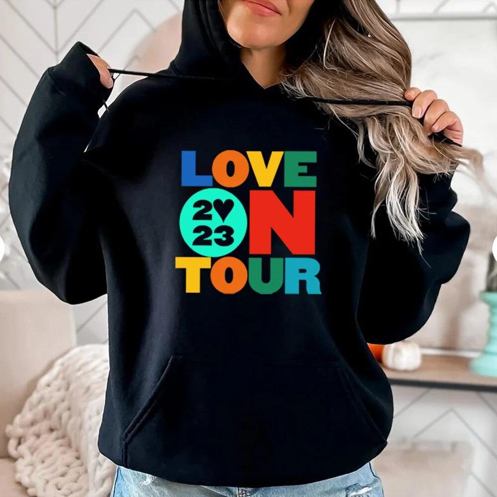 Love on Tour 2023 Moletom com capuz Moletom com capuz da moda HS Moletom com capuz Bíblia HS Love on Tour Moletom com capuz estético HS Concert Moletom casual unissex