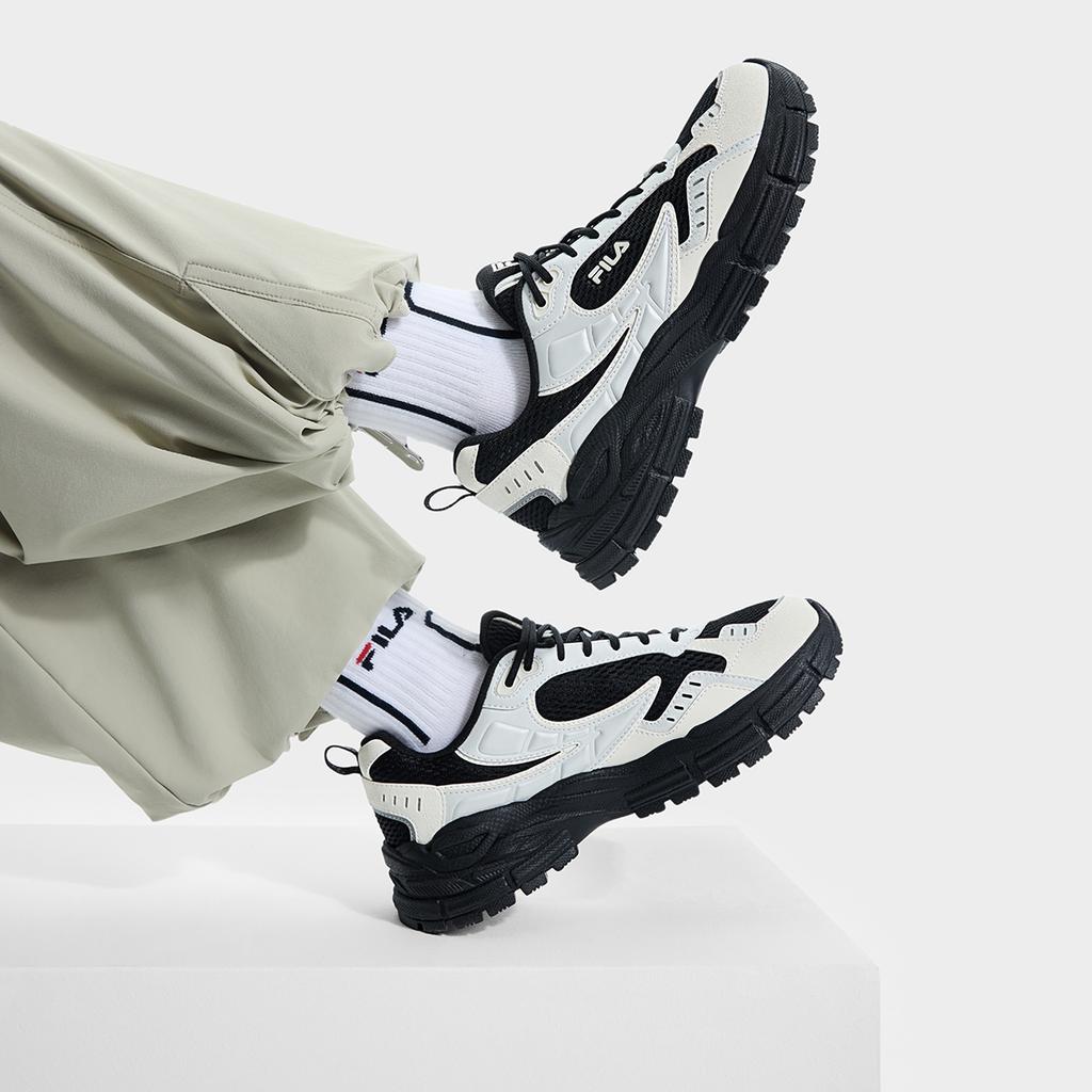 Fila Blade Silver Tooth Shoes Comfortable Versatile Lightweight Low-Top Running Shoes Women Sneaker Black F12W512101FBW