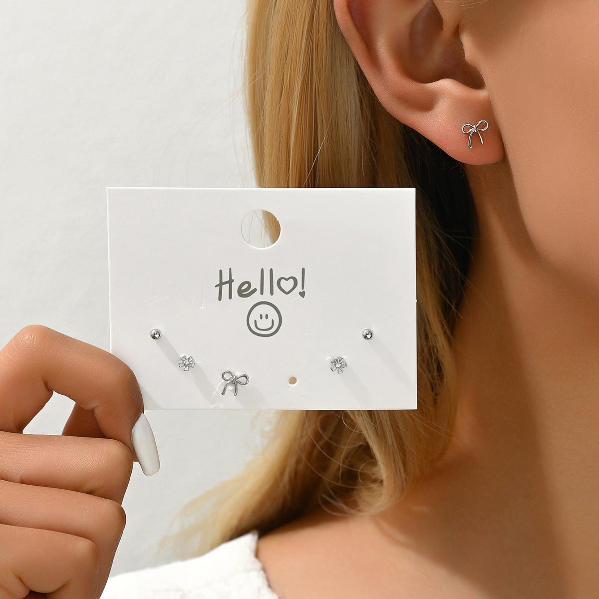 

Серьги Sweet Mori, темпераментные универсальные серьги, комплект, простые серьги-гвоздики с инкрустацией из циркония и бантом