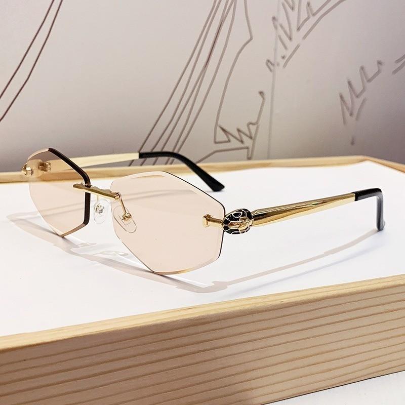 Geometric Square Sunglasses With Metal Frame Uv400 For Fashion And Travel TransparentBrown