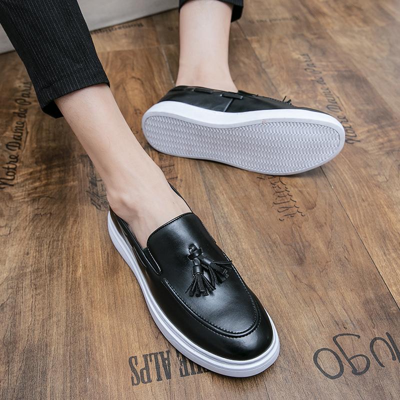 Fashion Men's round toe loafers Fashionable fringed leather shoes Wedding Outdoor Party Outdoor Leisure Business Driving Men's Shoes