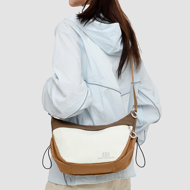 Lightweight Shoulder Bag Women'S Outing Travel Bag Outdoor Sports Tooling Small Backpack Walking Mobile Phone Bag Crossbody Mountaineering Bag