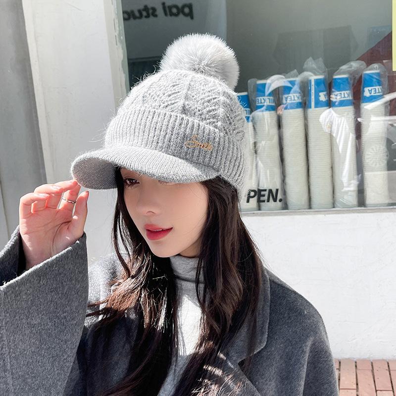 Women's Knitted Hat Warm Ear Protection Autumn and Winter Solid Color New Knitted Hat