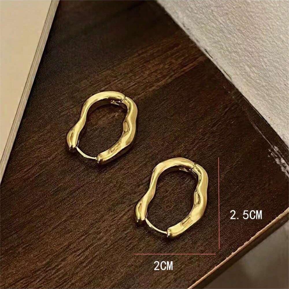 JWER Vintage Smooth Metal Hoop Earrings For Woman Girl Elegent Luxury New Korean Jewelry Temperament Girl's Daily Wear earrings