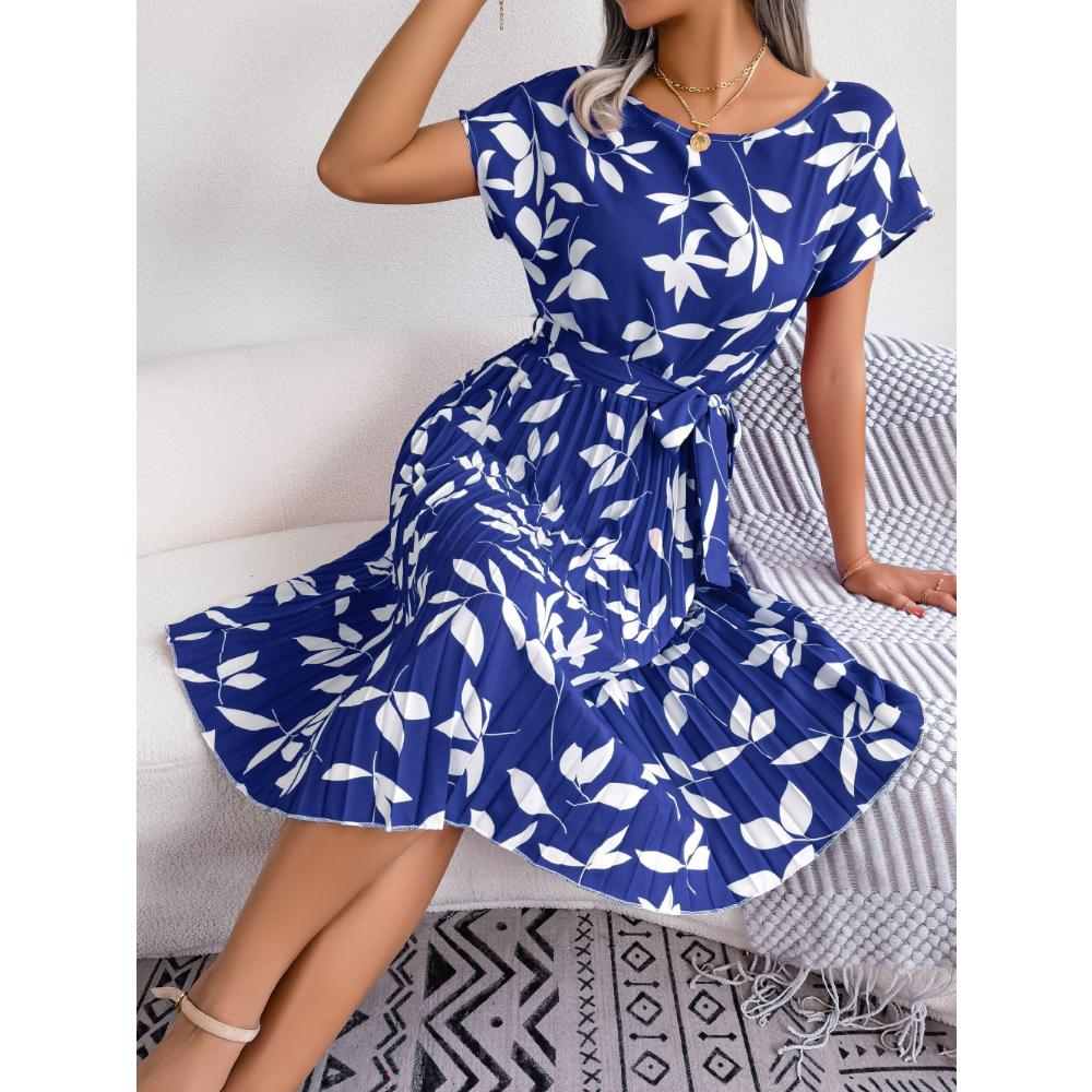 Ins Spring and Summer Casual Short Sleeved Pleated Dress Women's Fashion Versatile Trendy Commuting