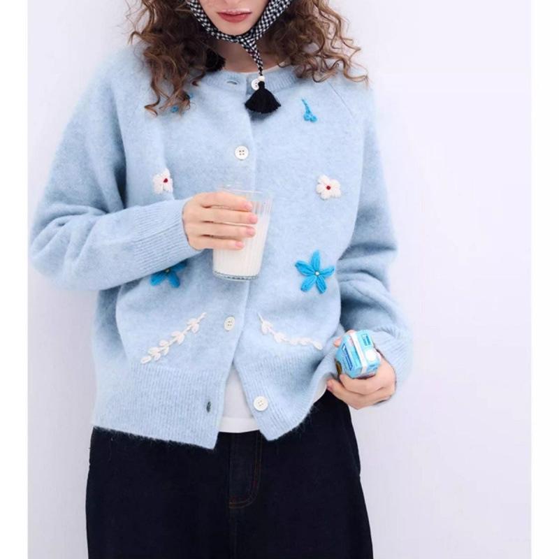 2025 Herbst/Winter Weicher Flauschiger Rundhals Koreanischer Stil Gestickter Blumen-Strick-Cardigan-Pullover für Damen