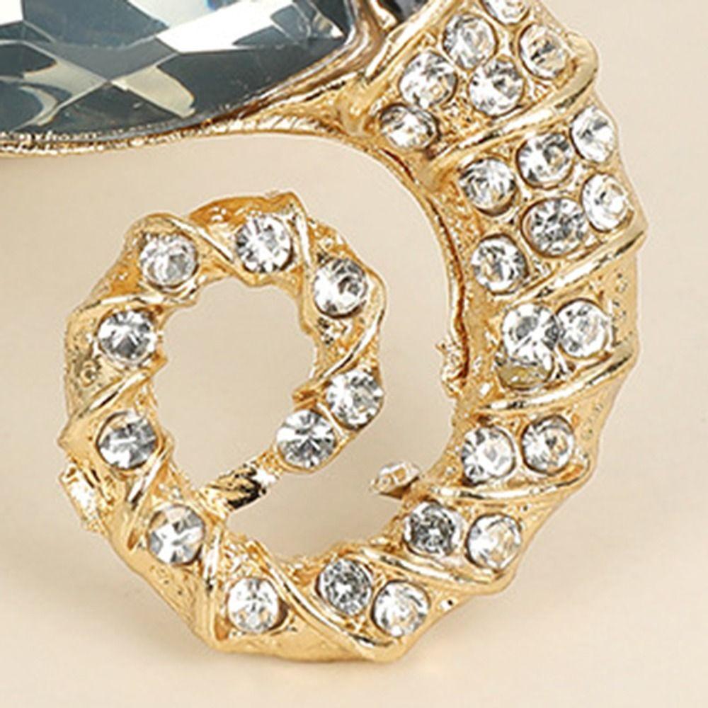 Rhinestone Ocean Seahorse Keychain Super Flash Bag Pendant Cartoon Car Key Ring  Female Decoration