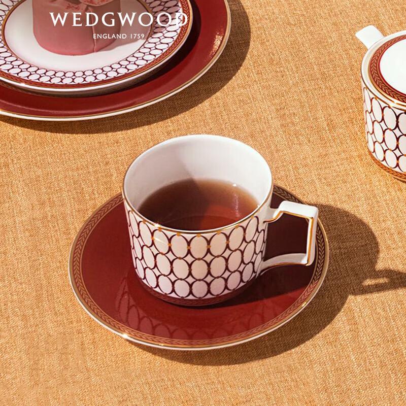 Wedgwood Gilded Crimson Teacup and Saucer Set