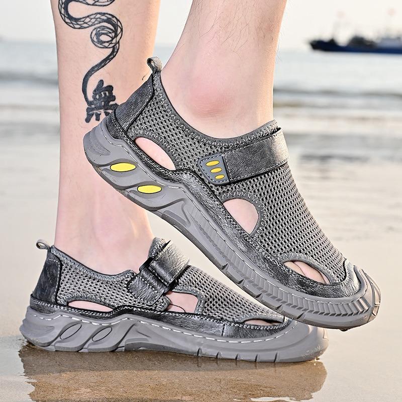 Men's Sandals Mesh Breathable Men's Shoes New Large Size Casual Shoes Light and Comfortable Summer Bag Head Mesh Shoes