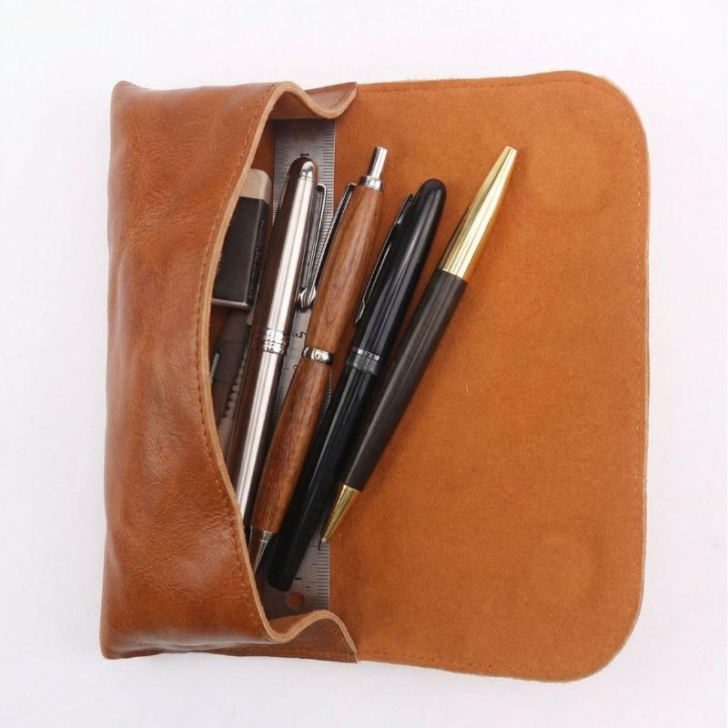 Scratch-Resistant Cow Leather Eyeglass Case,Sunglasses Protective Holder Portable Leather Pouch for Myopia Glasses & Sunglasses