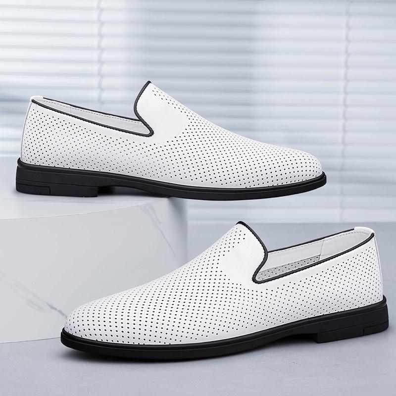 Mocassins Masculinos da Moda Novos de Couro Slip-on Planos Sapatos Casuais para Dirigir ao Ar Livre Mocassins Clássicos Confortáveis Sapatos de Trabalho Diários