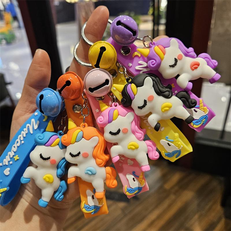 Internet-Berühmtheit Cartoon-Puppe Schlüsselanhänger Taschenanhänger Studentenanhänger Niedlicher PVC-Schlüsselanhänger Paar Auto Schmuck