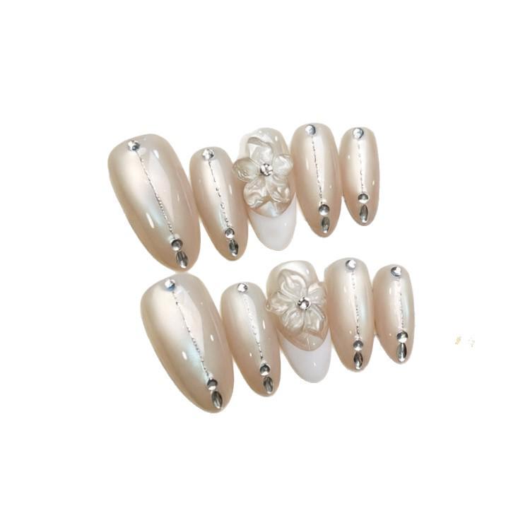 Ice Clear Cat Eye Shrimp Line Rhinestone Crescent Nails: High-Grade Nude Simple Nail Art Stickers
