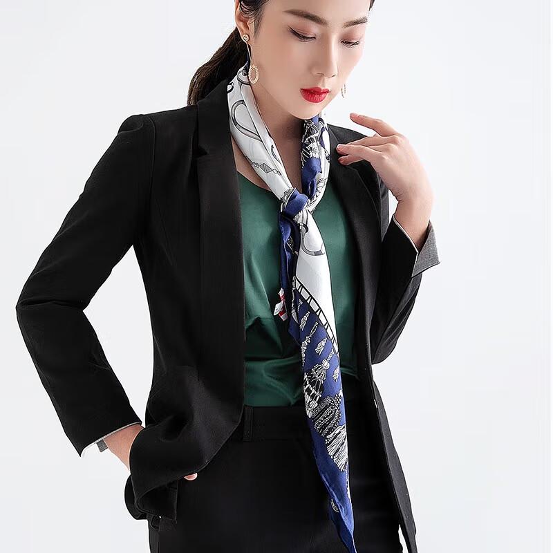 Hengyuanxiang Silk Square Scarf