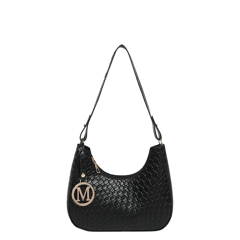 Weaving new fashion temperament casual fashion solid color foreign style texture portable shoulder underarm dumpling bag