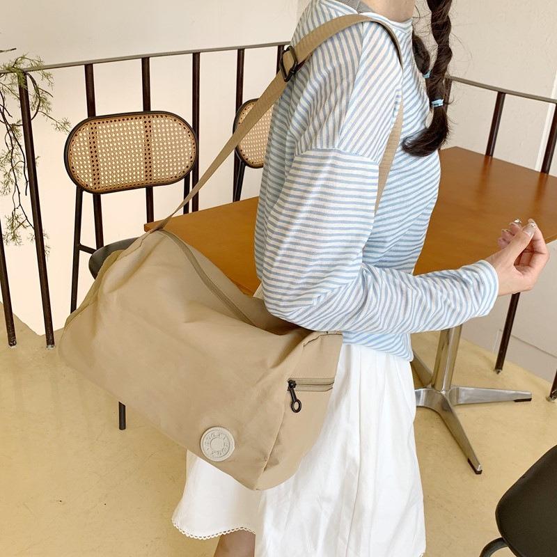Stylish Large-capacity Bag Female College Student Commuting Versatile Class Crossbody Women's Bag New Casual Simple Shoulder Bag