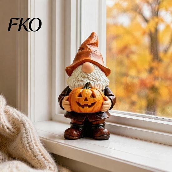 Weather Resistant Gnome Decor Halloween Garden Statue, Faceless Holding Pumpkin Sculpture, Stable Sculpture Waterproof Resin Statue for Porch