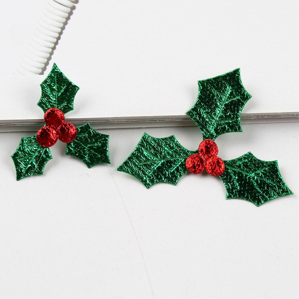 Happy Holiday! 100Pcs Christmas Cloth Holly Berry Clover Patch Party Tree Ornaments KTY