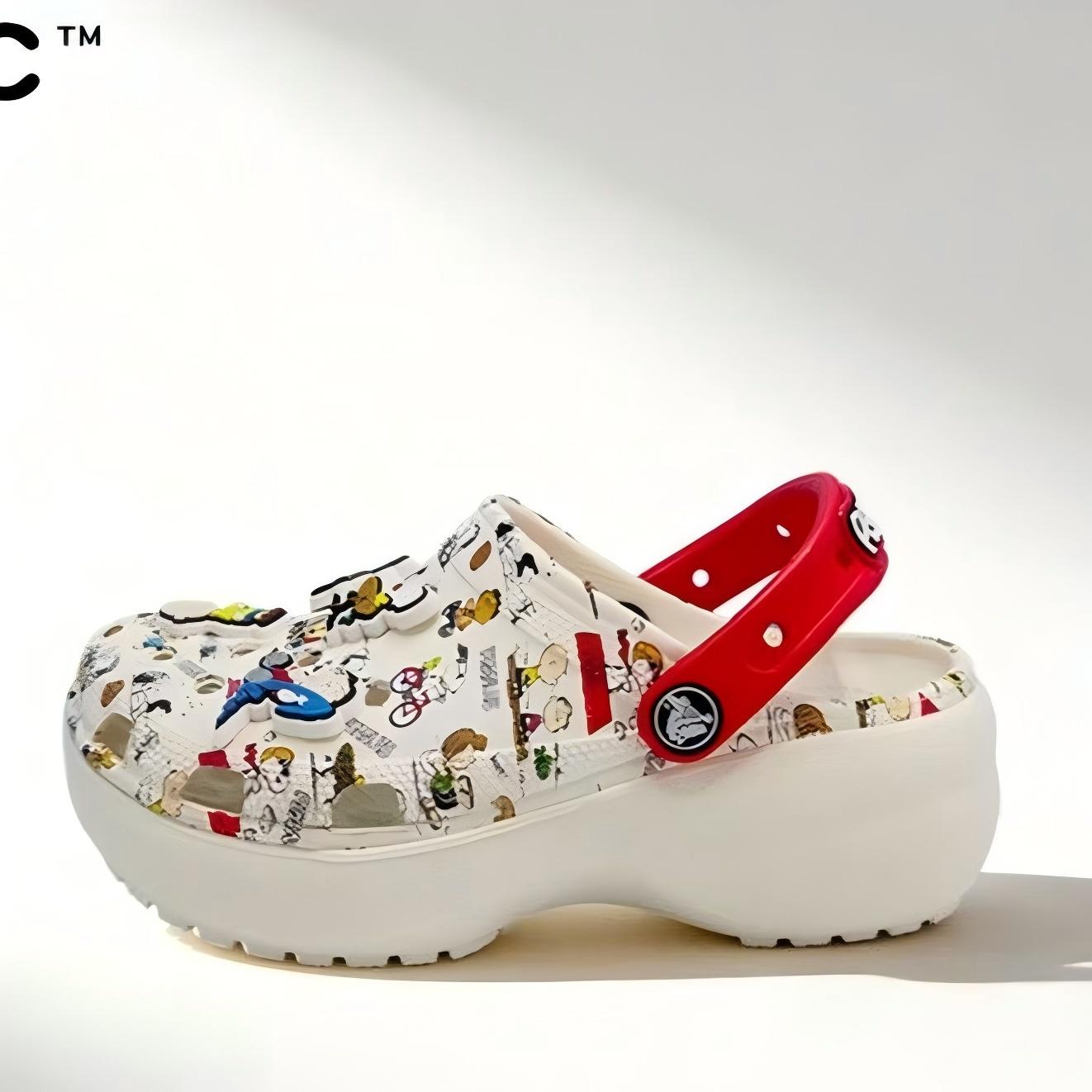 Детские классические шлепанцы Crocs Унисекс 36-37(M4W6) белый