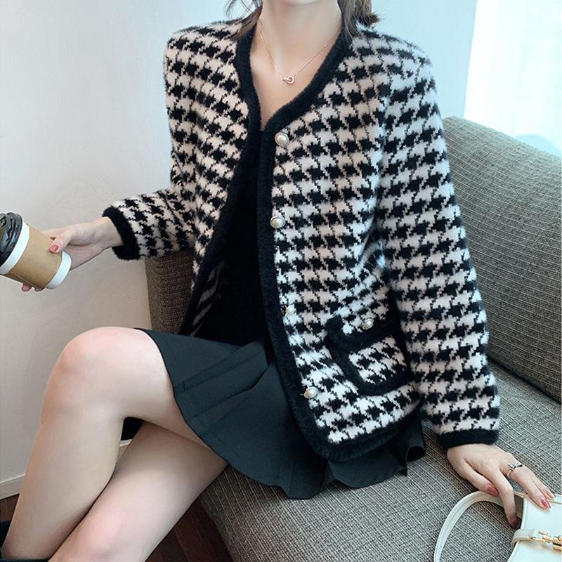 

Женский кардиган 2023, весенний маленький аромат «Тысяча птиц» в клетку из искусственной норки, флисовое пальто, короткий свободный вязаный кардиган для женщин One Size чёрный