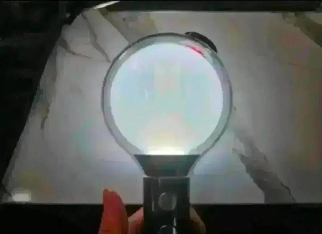 BTS Ny produkt: Ami Balm Specialutgåva Ljuspinne + Fotokort till Salu