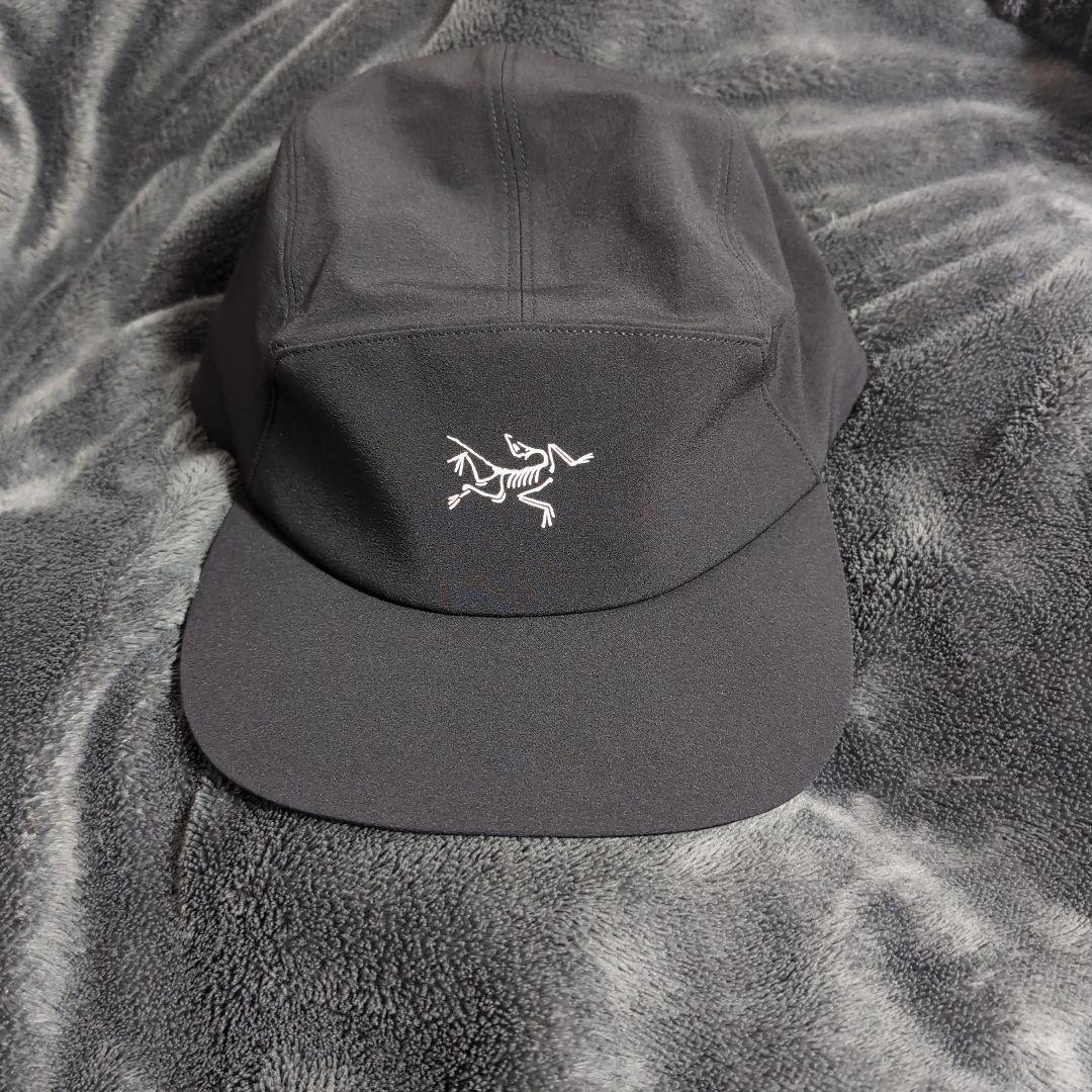 Used Arc teryx Gray Cap L/G-XL