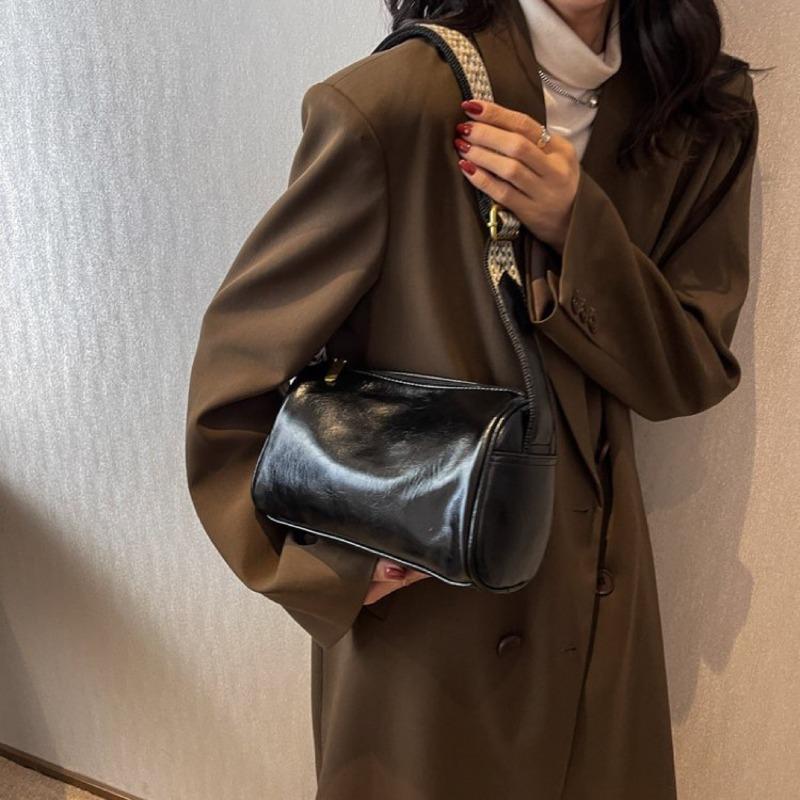 Women's Bag Soft Leather Texture Shoulder Bag Fashionable Simple Solid Color Messenger Bag Trendy Retro Casual Cylinder Bag