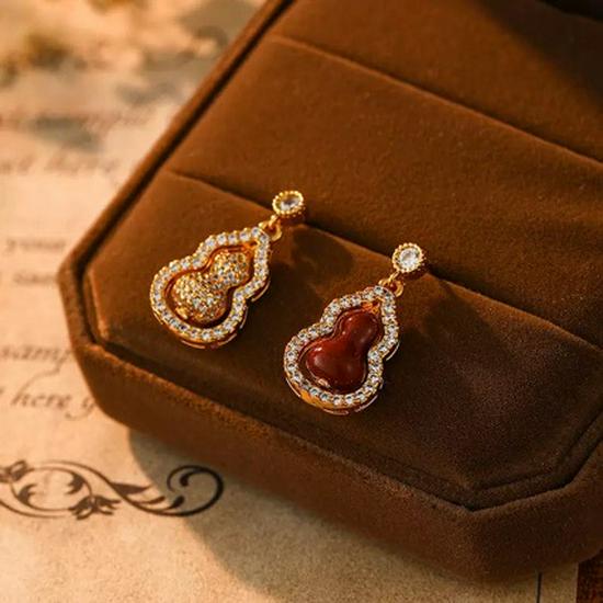 Micro-inlaid Rotating Gourd Mosquito Coil Earrings: Versatile, Fashionable Drip Oil Ear Clips for Women