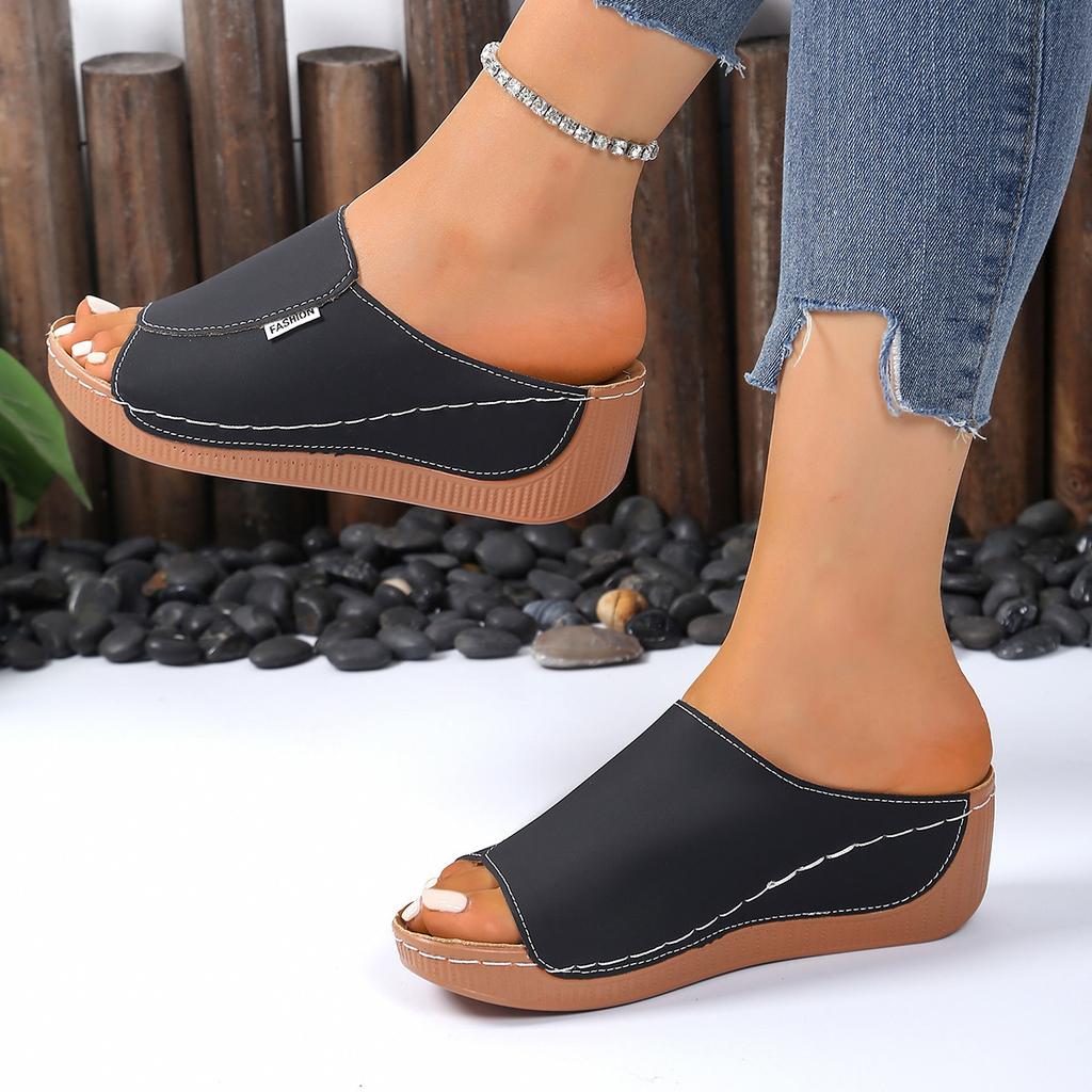 Summer new large-size women's shoes, comfortable wedge heels, slippers, and large-size sandals.