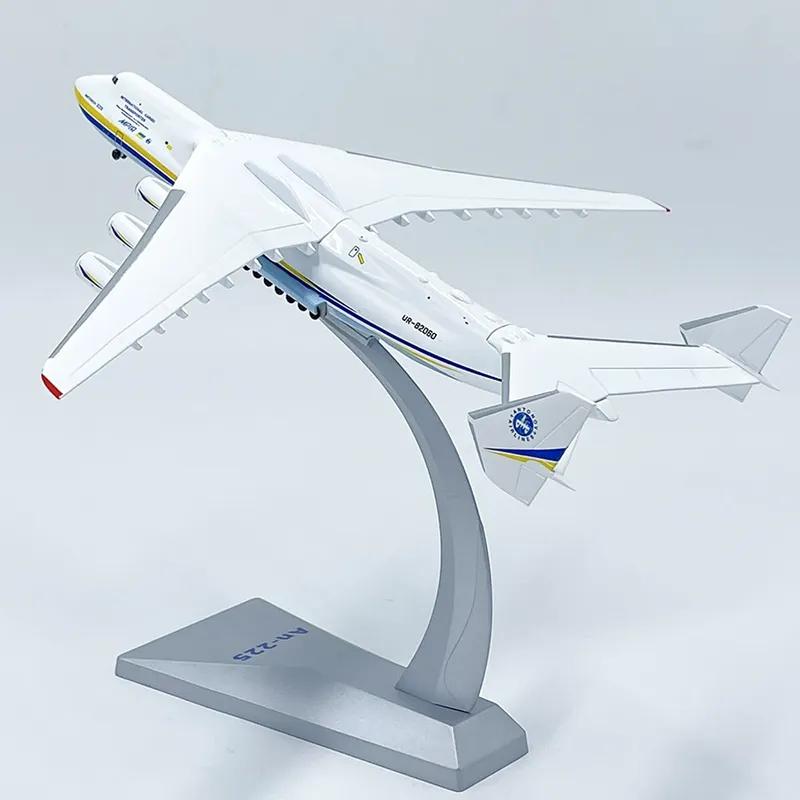 1: 400 AN225 Aircraft Model High Simulation Alloy Transport Aircraft Finished Metal Ornaments Military Aviation Souvenirs
