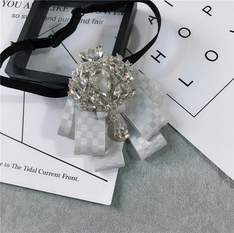 Korean Version of Bow Tie Female College Style Japanese Free-play Female Collar Flower Diamond Jewelry Shirt Accessories Male Bo