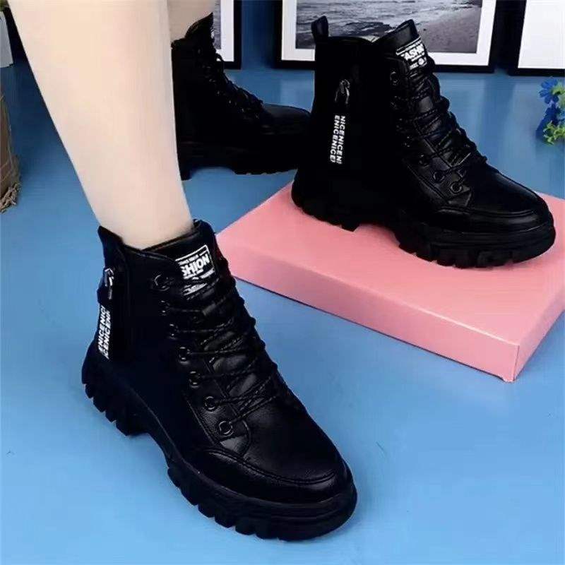 Martin boots women's platform soft leather 2025 new autumn and winter short boots women's versatile velvet thickened middle-aged mother shoes