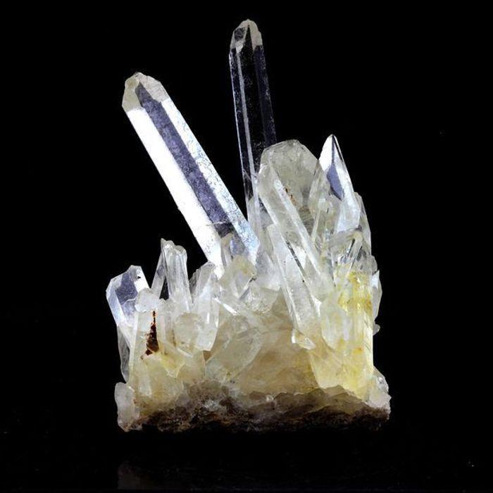 Pierres et Minéraux. Quartz. 247.0 ct. La Gardette Mine, Bourg d'Oisans, Isère, France.
