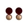 Premium Champagne Pearl Stud Earrings Women'S Niche Retro Personalized Flocking Earrings Simple And Versatile Temperament Fashion Earrings