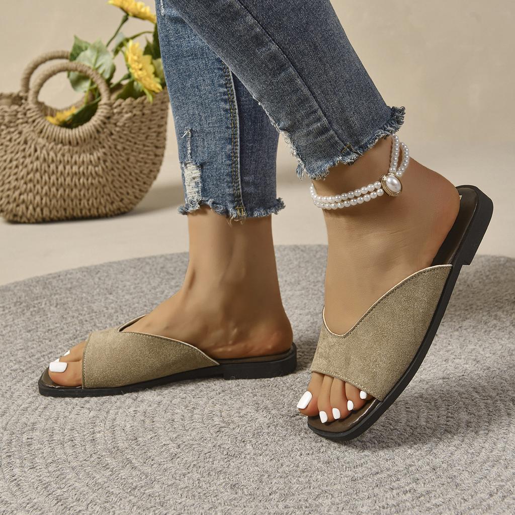 Women's slippers women wear in summer 2025 new Korean version of fairy beach soft flat one-word sandals
