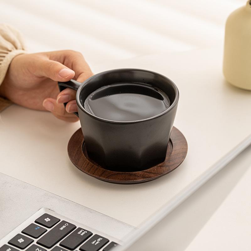 

Creative Japanese ceramic coffee cup star anise coffee cup saucer retro dessert cake plate classic coffee cup saucer 300ml