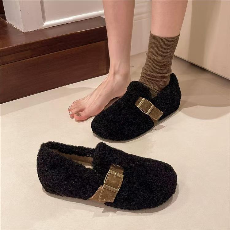 2025 New Retro Belt Buckle Fluffy Shoes for Women, Plush Thermal Cotton Shoes, Platform-soled Casual Woolen Lazy Shoes