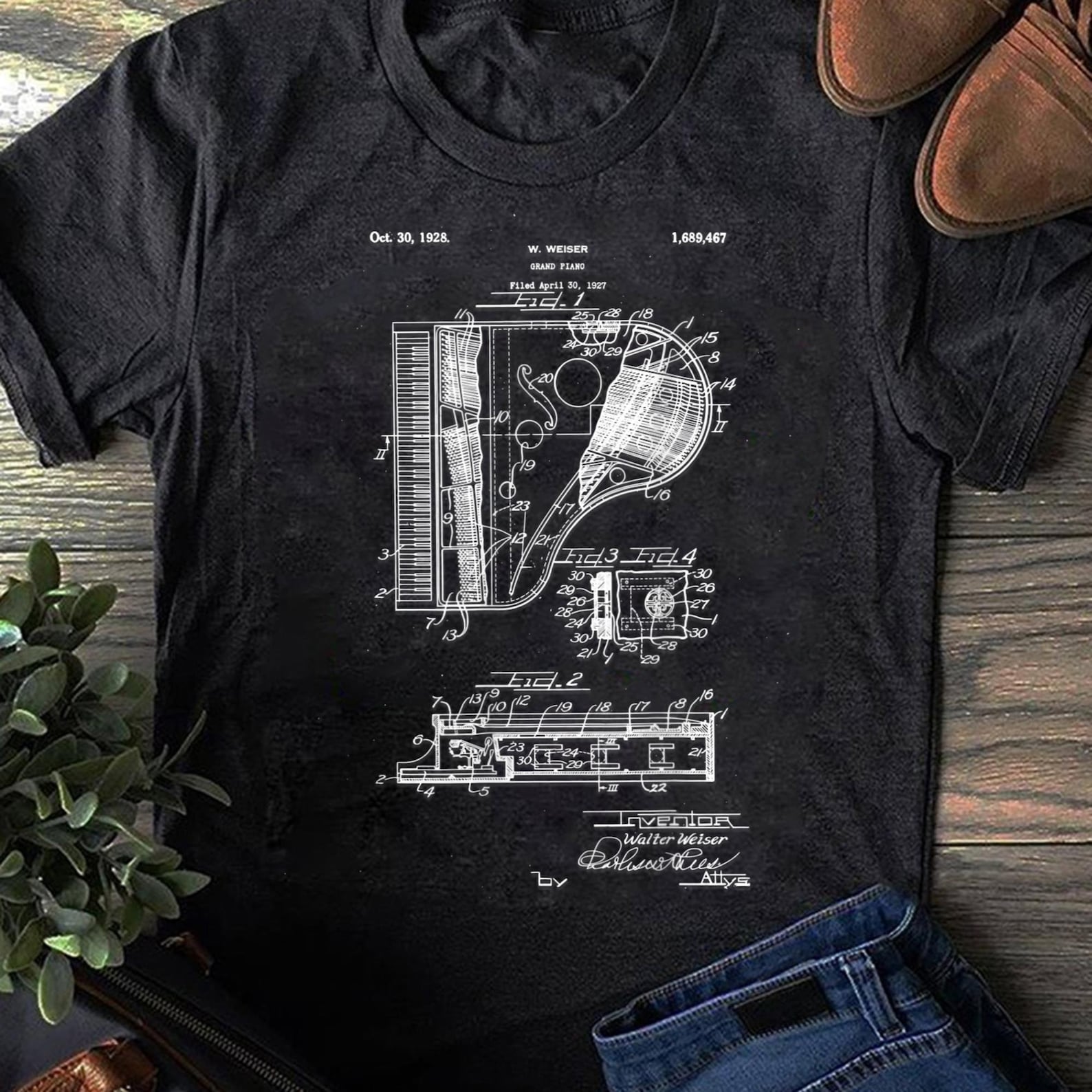 Grand Piano Patent Print T-Shirt: Vintage Pianist Gift L