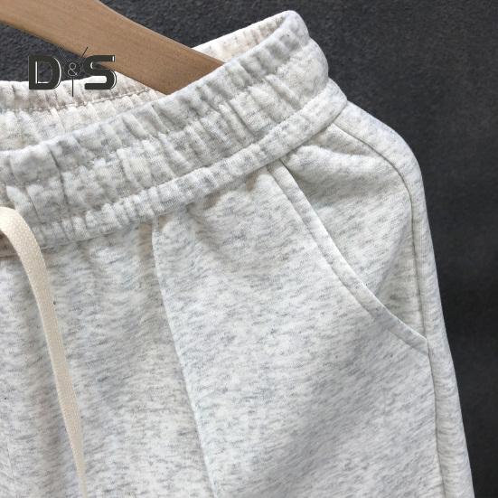 Men Sports Shorts with Elastic Waist Straps Summer Casual Shorts Leisure Work Beach Vacation Solid Color Shorts