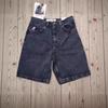 Unisex Embroidered Denim Shorts Men Women Mid-Rise Straight Cut 5-Point Jeans With Multi-Pockets Lightly Stretch Cotton