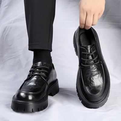 Chaussures décontractées pour hommes de très grande taille, chaussures pour hommes creuses, respirantes pour le printemps et l'été, chaussures en cuir à grosse tête rehaussantes à semelle épaisse pour affaires, tendance